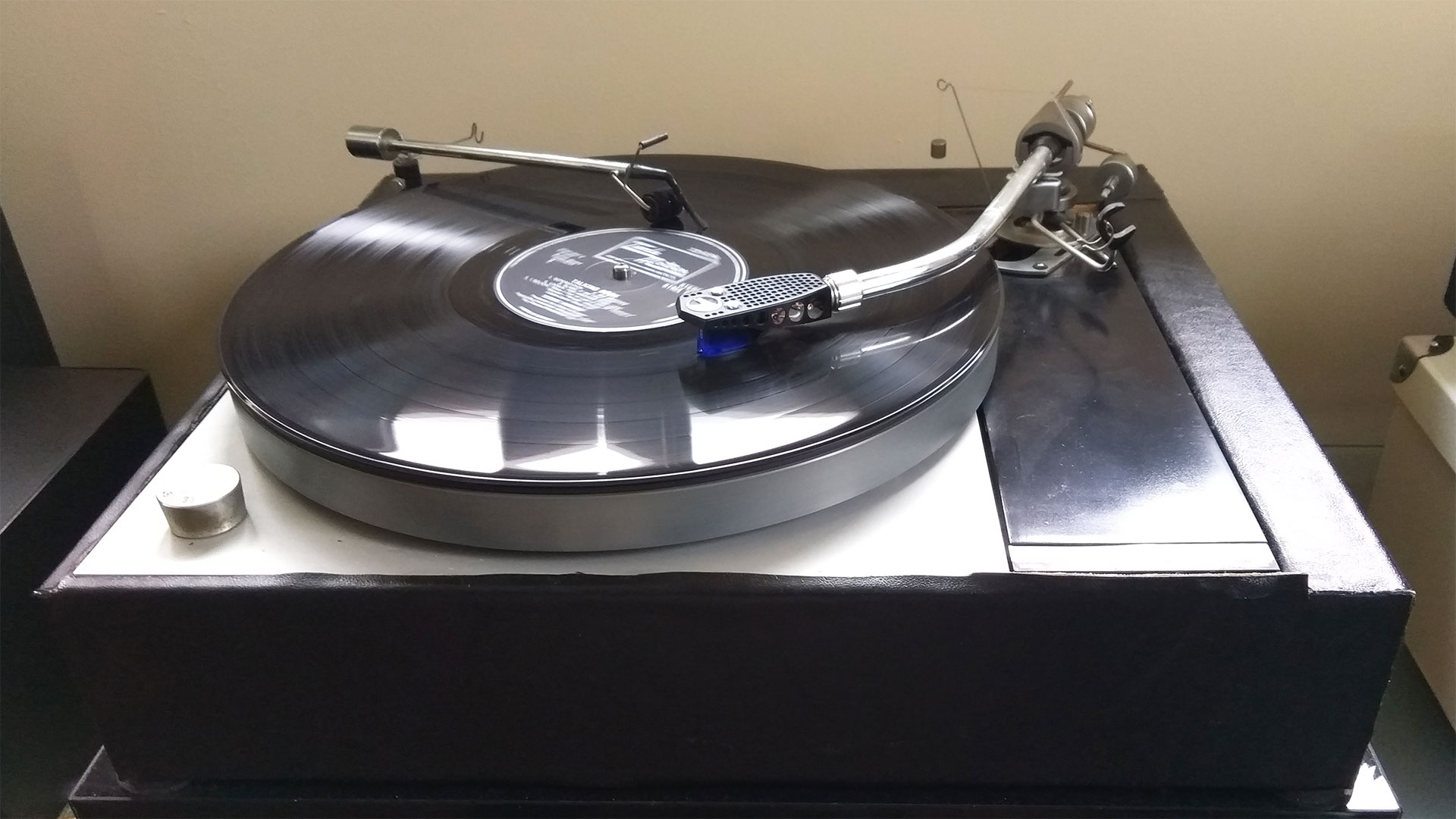 Thorens TD150 + SME 3009 | Unilet Sound & Vision