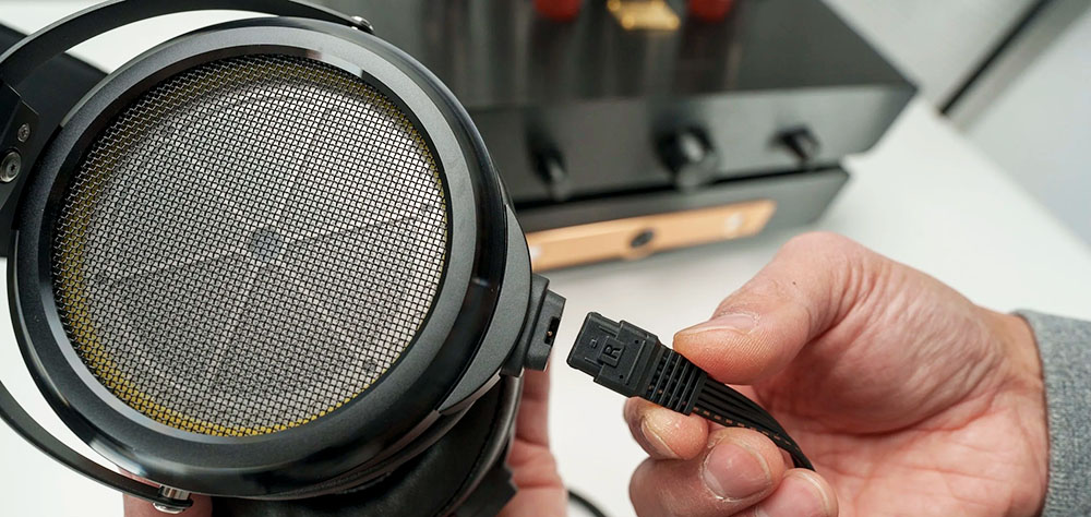 STAX SR-009D Reference Earspeaker | Unilet Sound & Vision